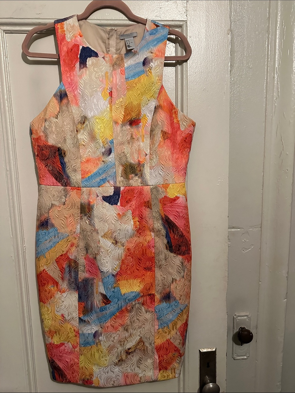 Like New. H&M Abstract Multicolor Sheath Dress. Size 14. L 48.5” x W 17.75”.